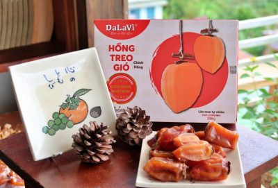 3 cách bảo quản hồng treo gió khi mua về ít người biết